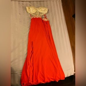 Red Maxi dress - Size Small